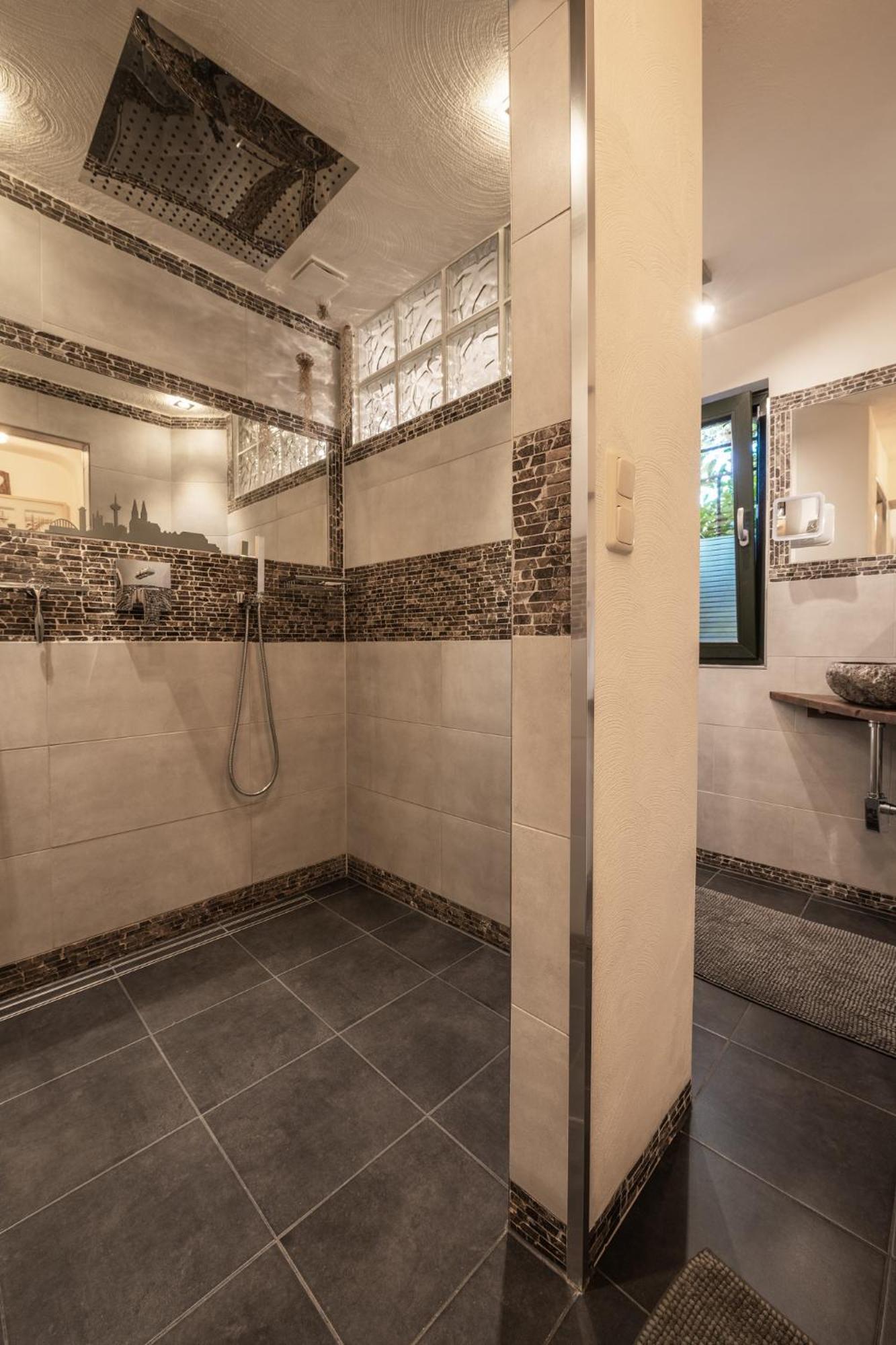 Boutique Apartments Benz I-Iii Bergisch Gladbach Dış mekan fotoğraf